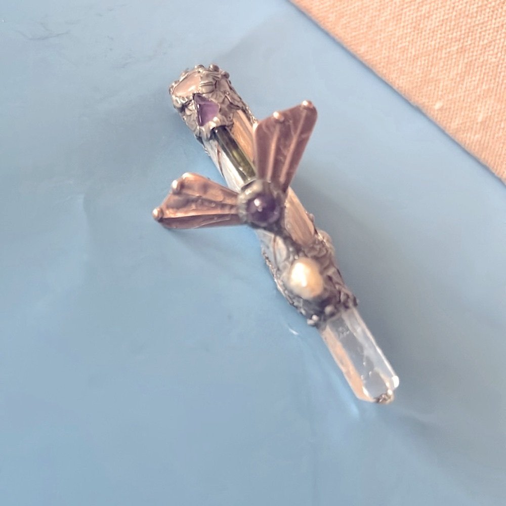 VINTAGE WAND Amethyst, Peridot crystal, Rose quartz, pearl, and clear quartz - Picture 3 of 13